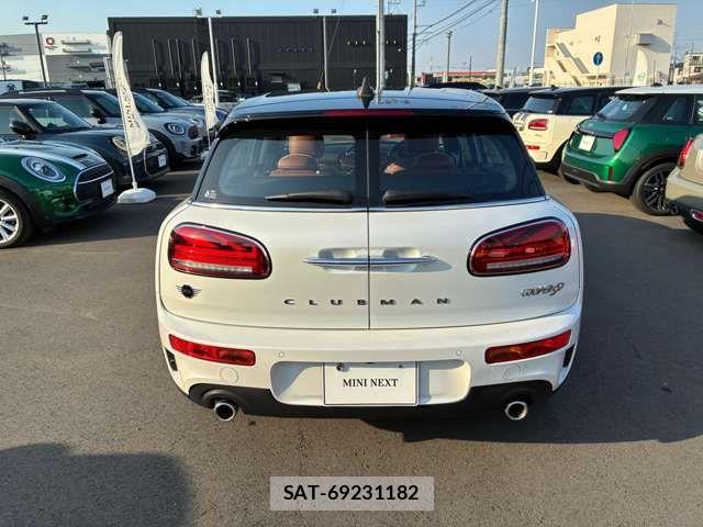 Bmw MINI 2023-10 7215699-5