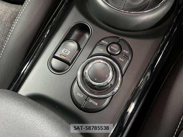 Bmw MINI 2022-04 7725776-15