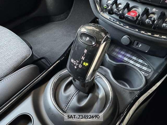 Bmw MINI 2021-08 8074622-17