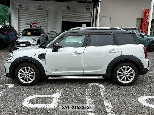 Bmw MINI 2022-03 7962638-15