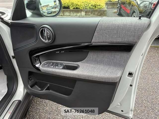 Bmw MINI 2021-12 8525782-17