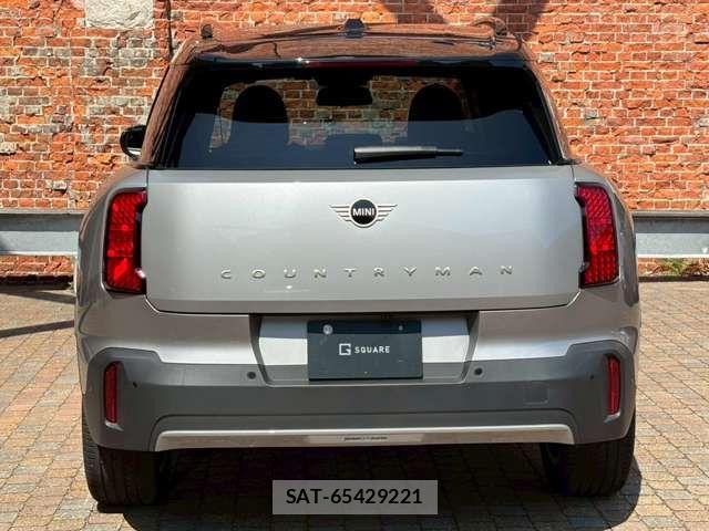 Bmw MINI 2024-03 1217618-6
