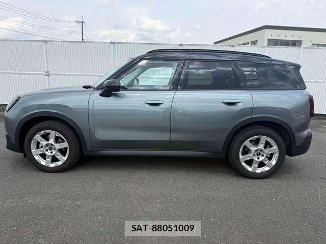 Bmw MINI 2024-09 1228745-9