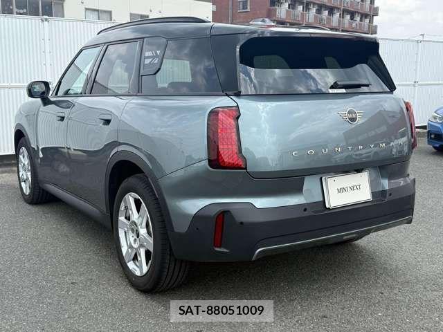 Bmw MINI 2024-09 1228745-8