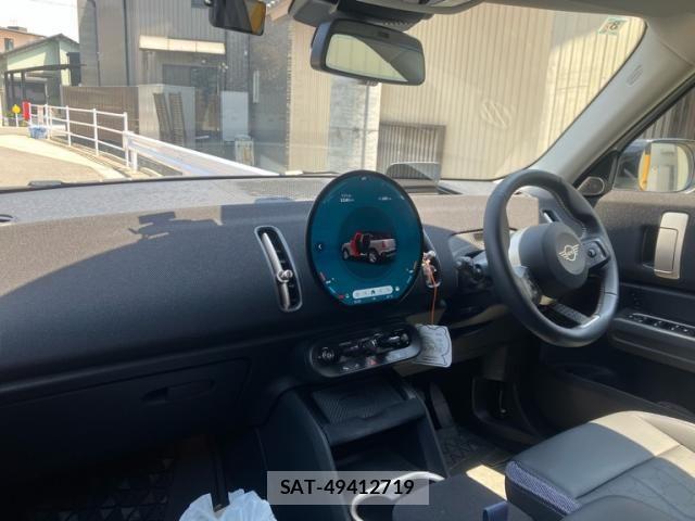 Bmw MINI 2024-08 8100476-12