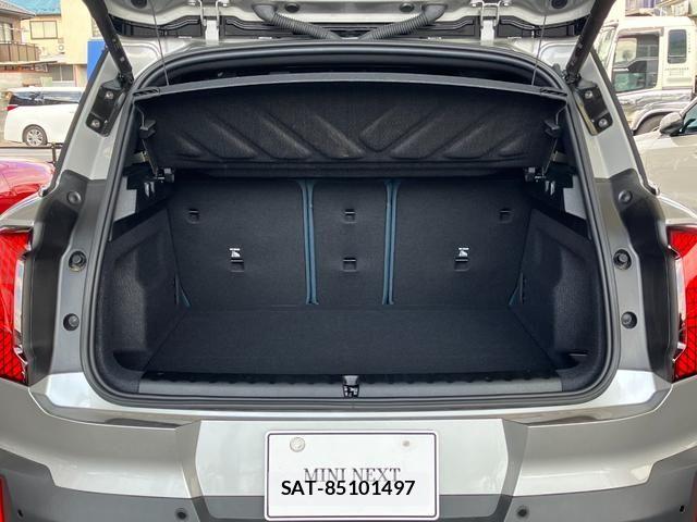 Bmw MINI 2025-10 8208748-12