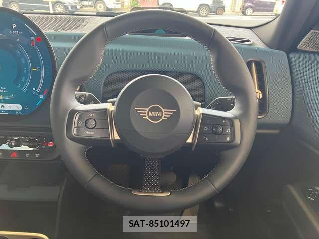 Bmw MINI 2025-10 8208748-16