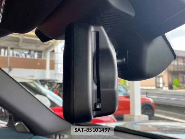 Bmw MINI 2025-10 8208748-18