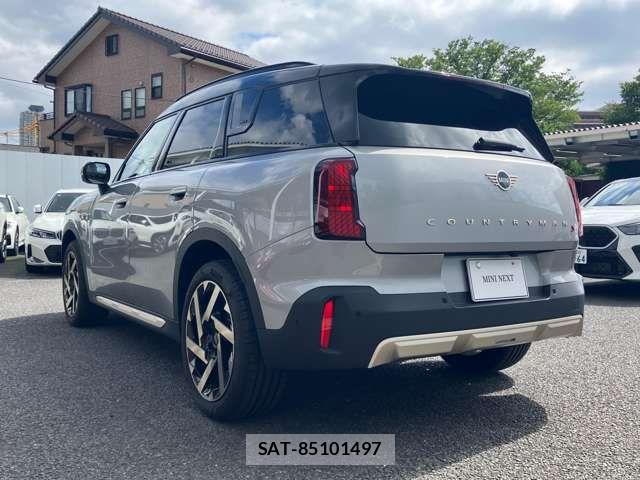 Bmw MINI 2025-10 8208748-2