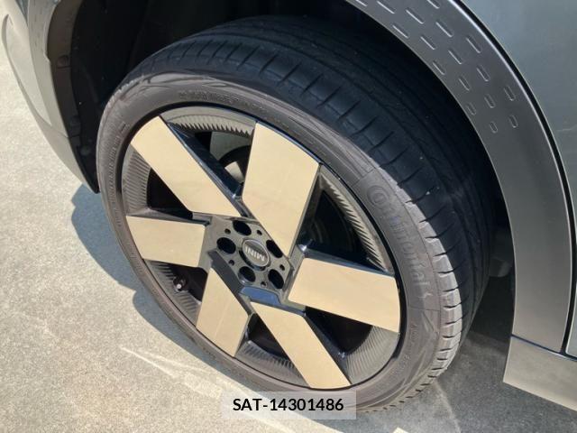 Bmw MINI 2024-04 8230827-8