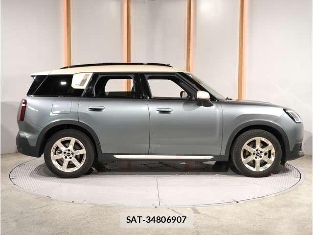 Bmw MINI 2024-03 8245940-24