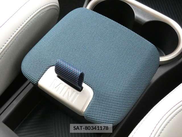 Bmw MINI 2026-03 8354977-18