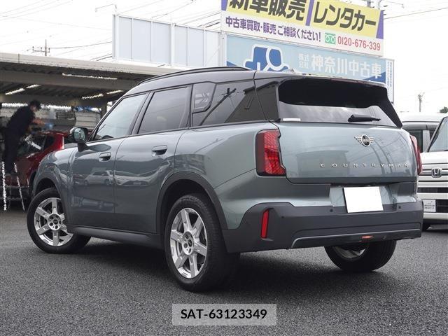 Bmw MINI 2024-08 8413629-3