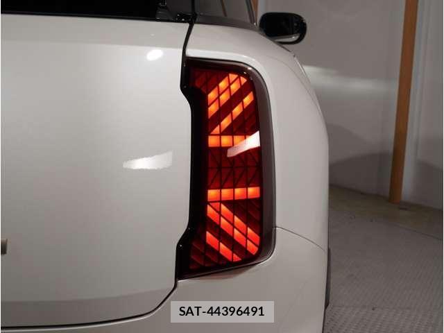Bmw MINI 2025-08 8525788-26