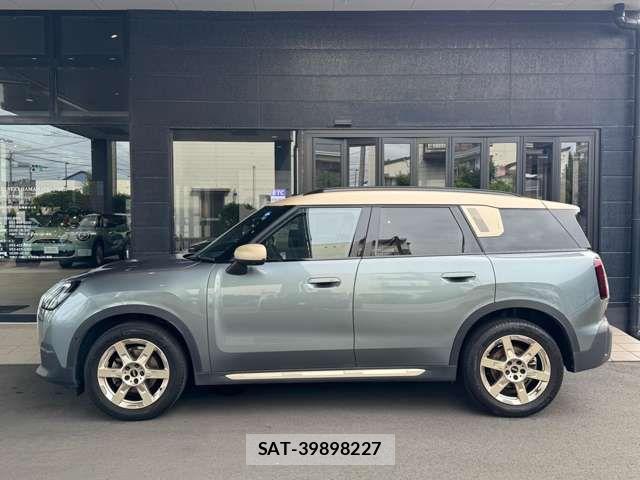 Bmw MINI 2024-03 8666537-2