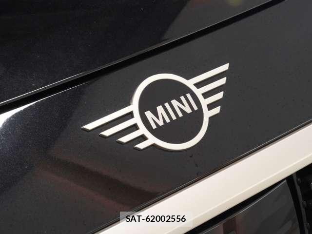 Bmw MINI 2024-10 8849854-21