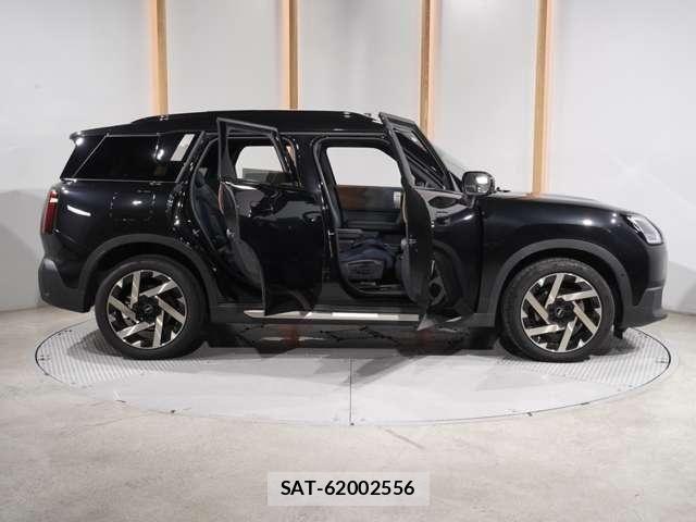 Bmw MINI 2024-10 8849854-23