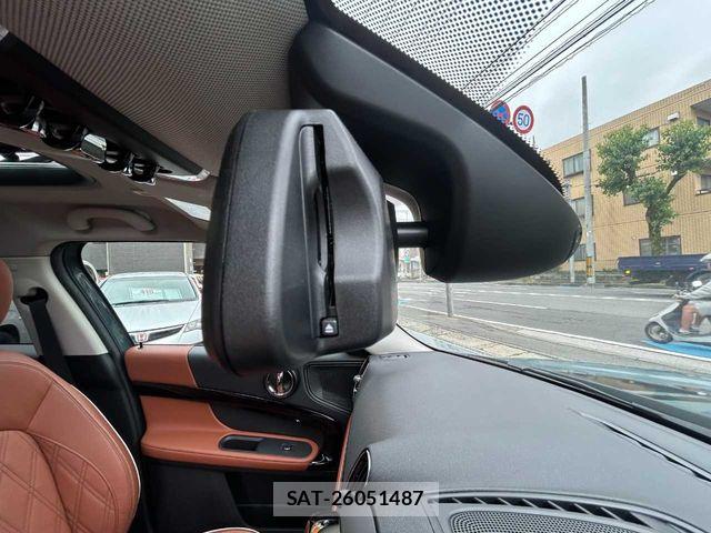 Bmw MINI 2022-04 7358769-9
