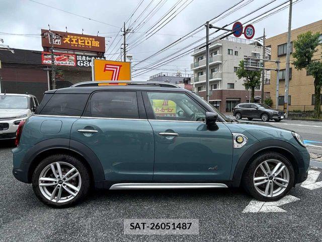 Bmw MINI 2022-04 7358769-27