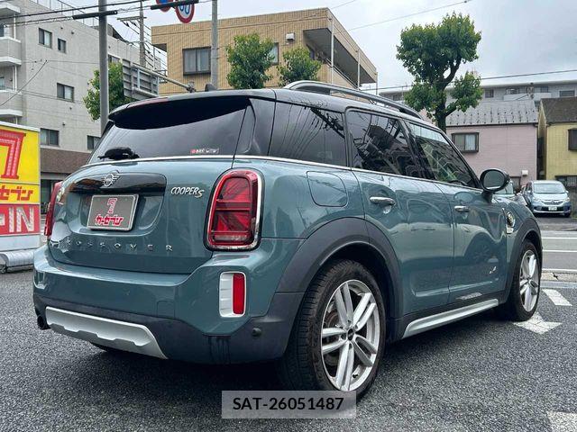 Bmw MINI 2022-04 7358769-28