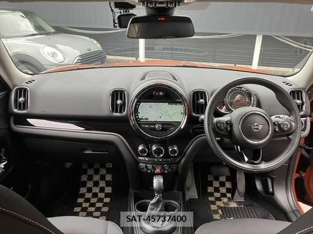 Bmw MINI 2019-10 7392889-2
