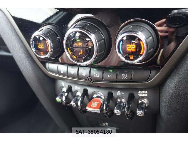 Bmw MINI 2021-12 8849861-22