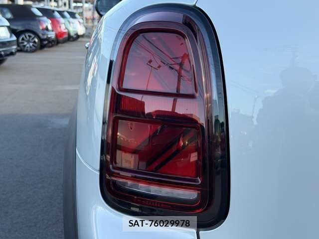 Bmw MINI 2021-06 8848947-11