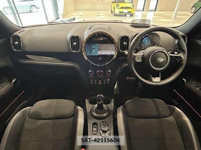 Bmw MINI 2022-07 8883933-1