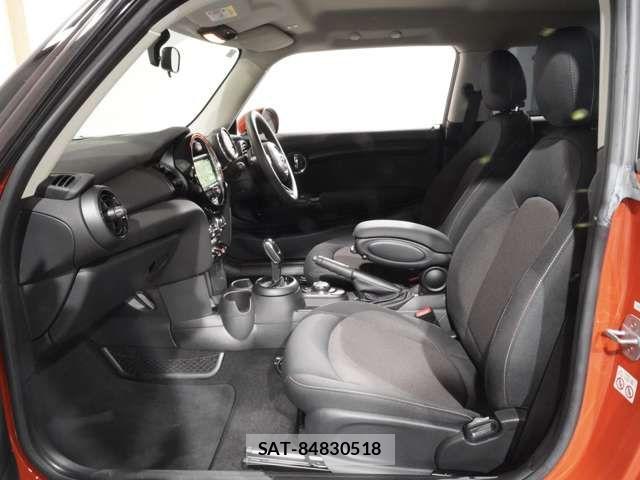 Bmw MINI 2019-05 5872343-10
