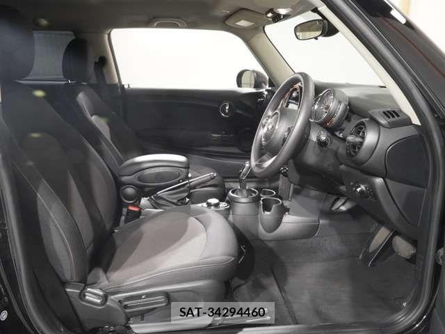Bmw MINI 2019-07 5872342-12
