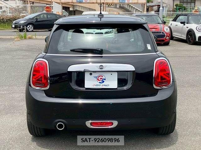 Bmw MINI 2021-01 7358766-13