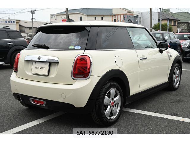 Bmw MINI 2018-08 7618139-4