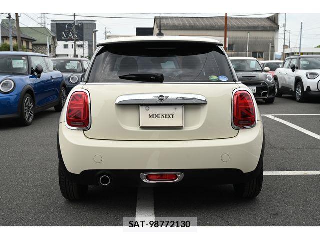 Bmw MINI 2018-08 7618139-5
