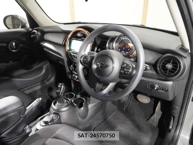Bmw MINI 2019-02 5872354-14