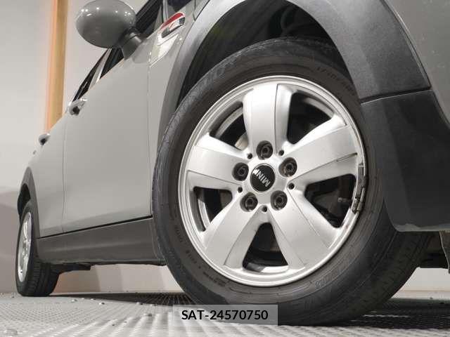 Bmw MINI 2019-02 5872354-18
