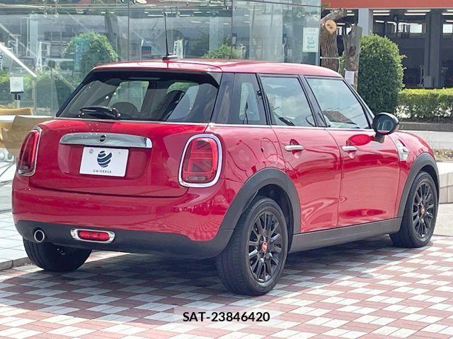 Bmw MINI 2018-12 7358767-15
