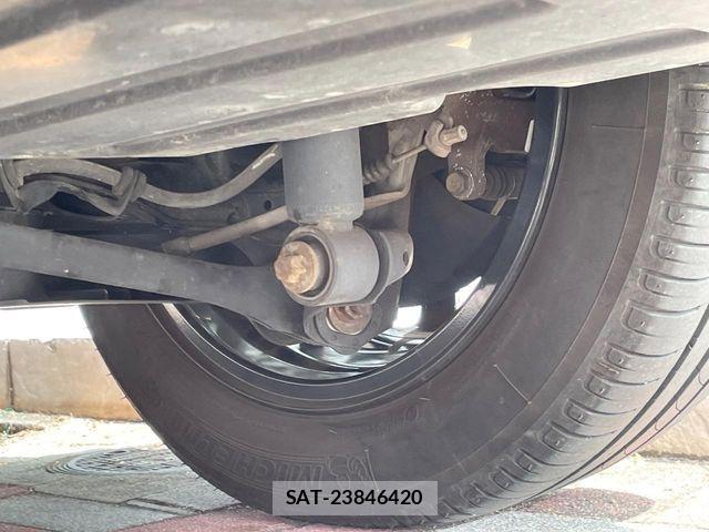 Bmw MINI 2018-12 7358767-19