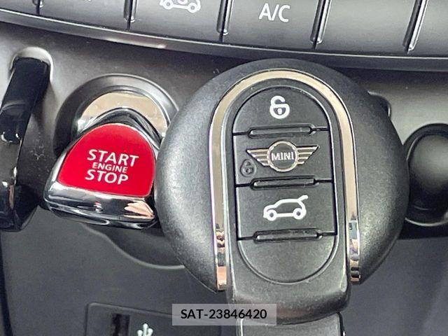 Bmw MINI 2018-12 7358767-5