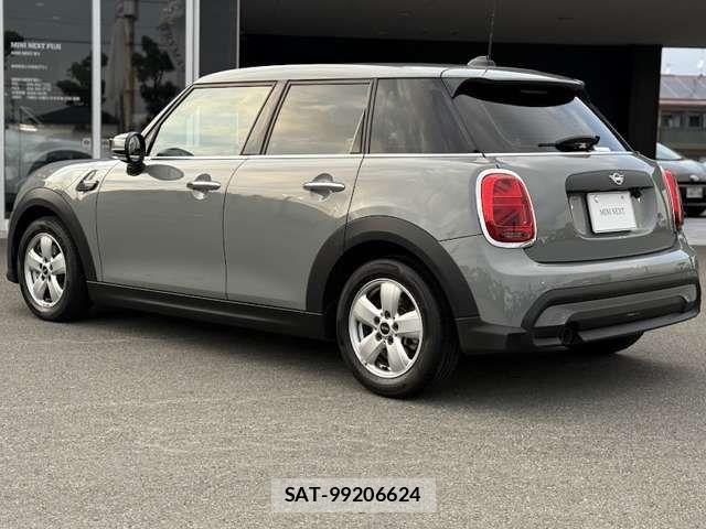 Bmw MINI 2022-06 7725795-19