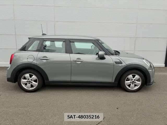 Bmw MINI 2022-06 8354982-6