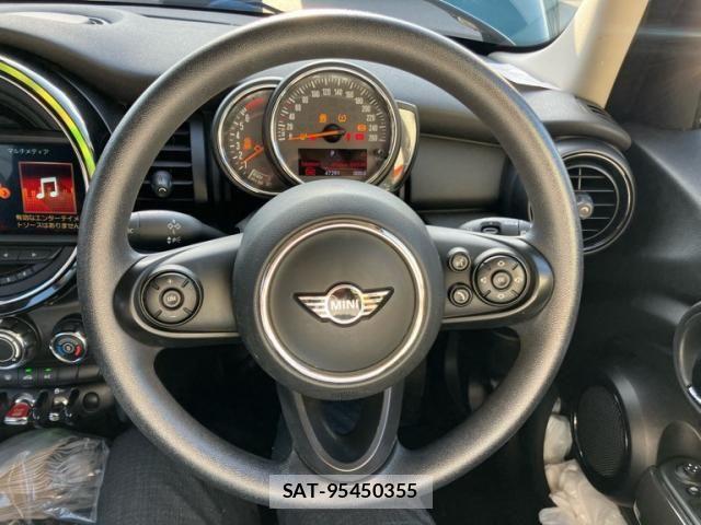 Bmw MINI 2018-12 8413631-6