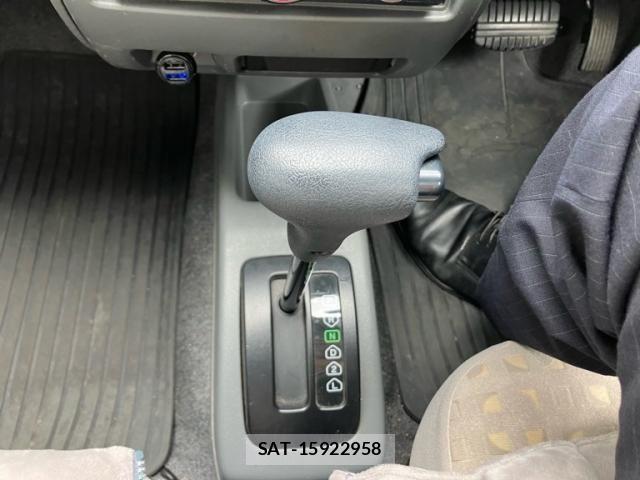 Mitsubishi MINICA 2005-02 7272339-18