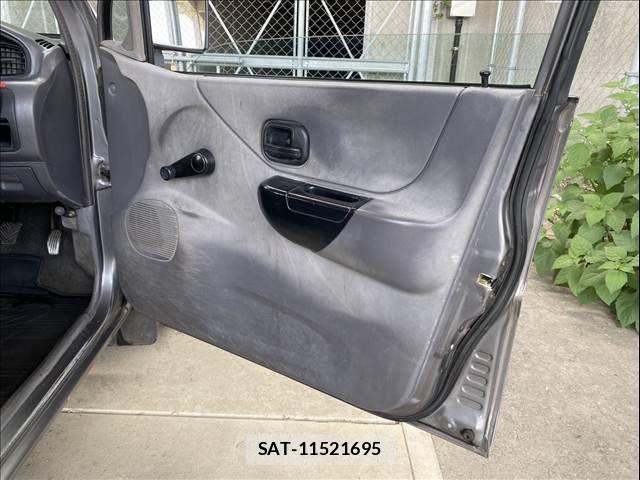 Mitsubishi MINICA 1998-01 6676937-29