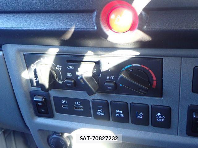 Mitsubishi MINICA 2025-01 4110501-13