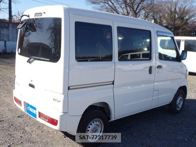Mitsubishi MINICA 2025-01 4110486-7