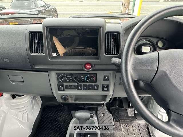 Mitsubishi MINICA 2025-01 7455832-13