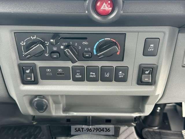 Mitsubishi MINICA 2025-01 7455832-15