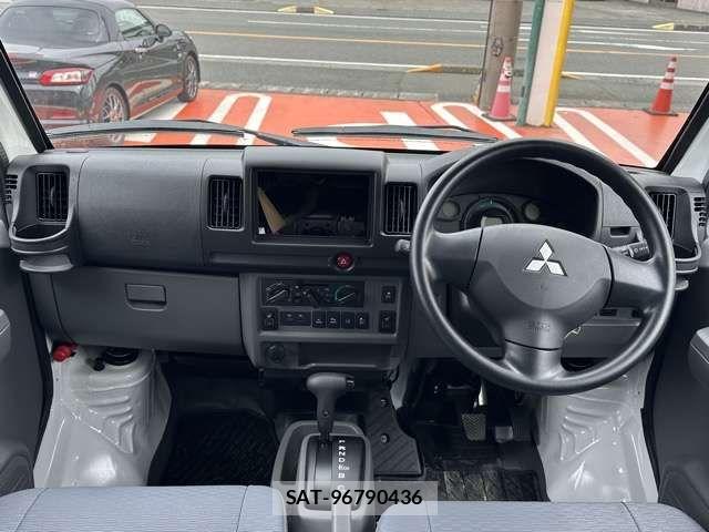 Mitsubishi MINICA 2025-01 7455832-6