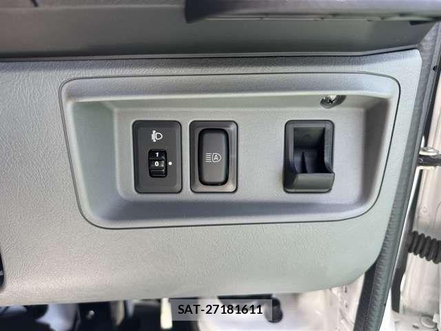 Mitsubishi MINICA 2025-01 7877842-13
