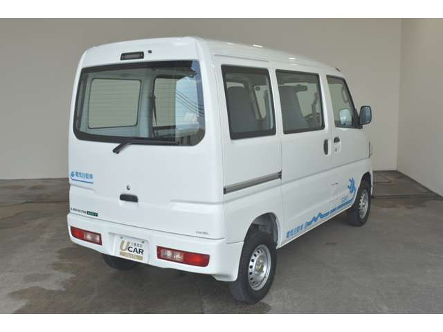 Mitsubishi MINICAB MIEV 2022-12 475642-1